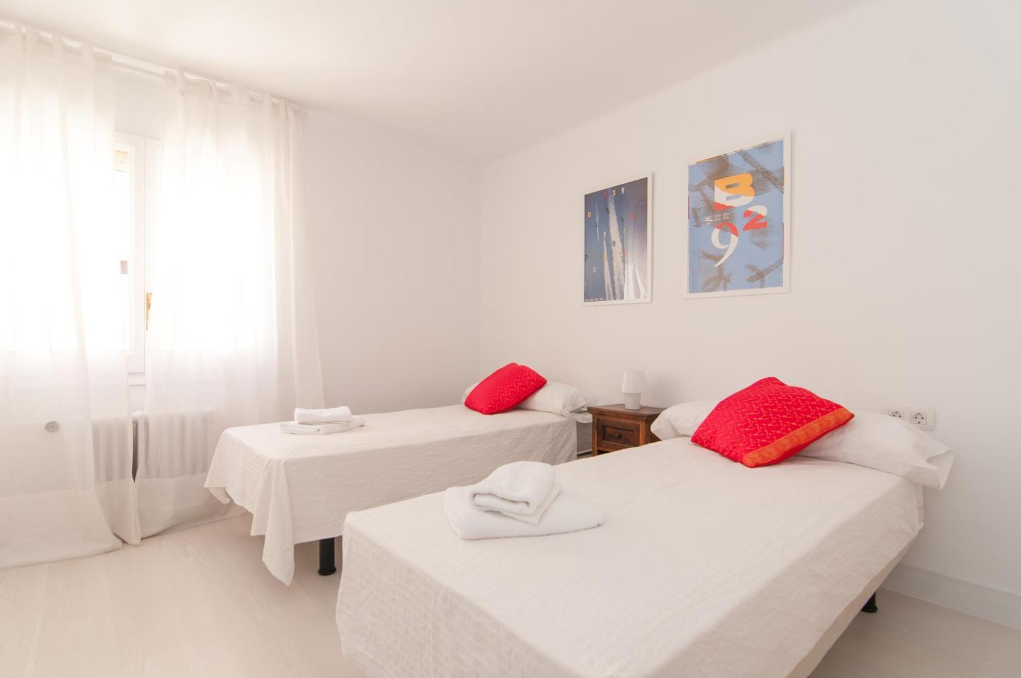 Weflating Ramblas Barcelona Room photo