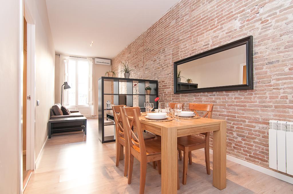 Weflating Ramblas Barcelona Room photo